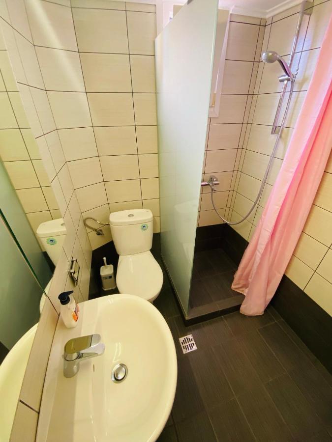 Tobacco Warehouse Apartment カヴァラ エクステリア 写真