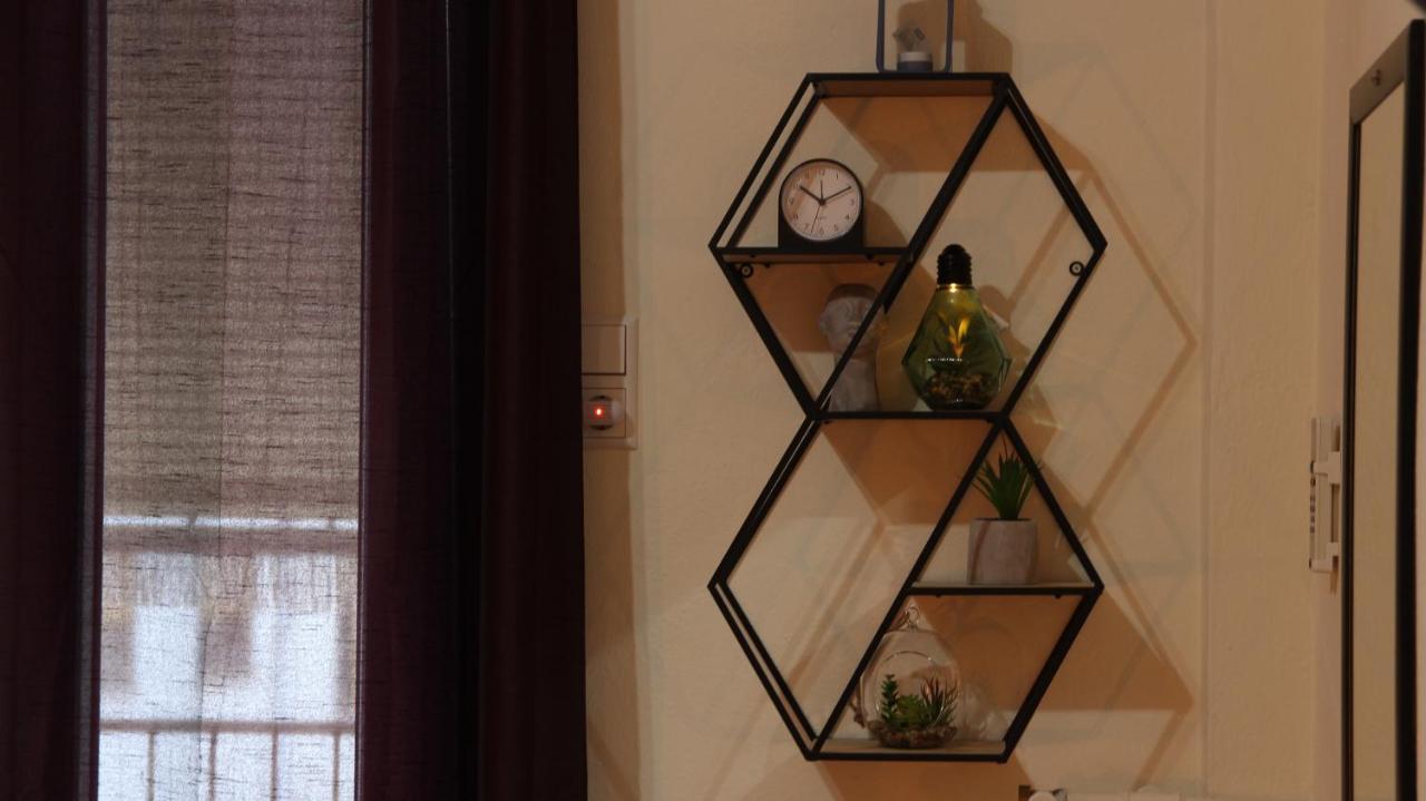 Tobacco Warehouse Apartment カヴァラ エクステリア 写真